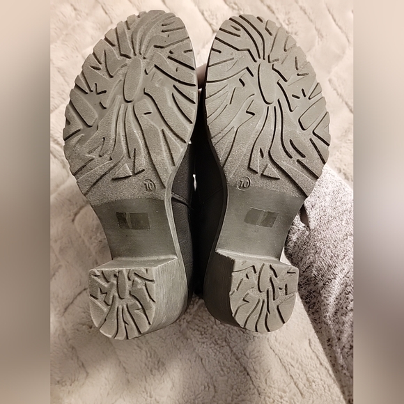 EUC Muk Luks Womens Ankle Boots Size 10 Black Gray Knit Detail - Picture 8 of 10